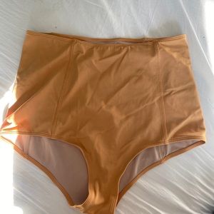 Kortni Jean high waist bottom chestnut Medium